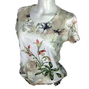 DAKSHA SURYA - Floral T-shirt - so soft!!